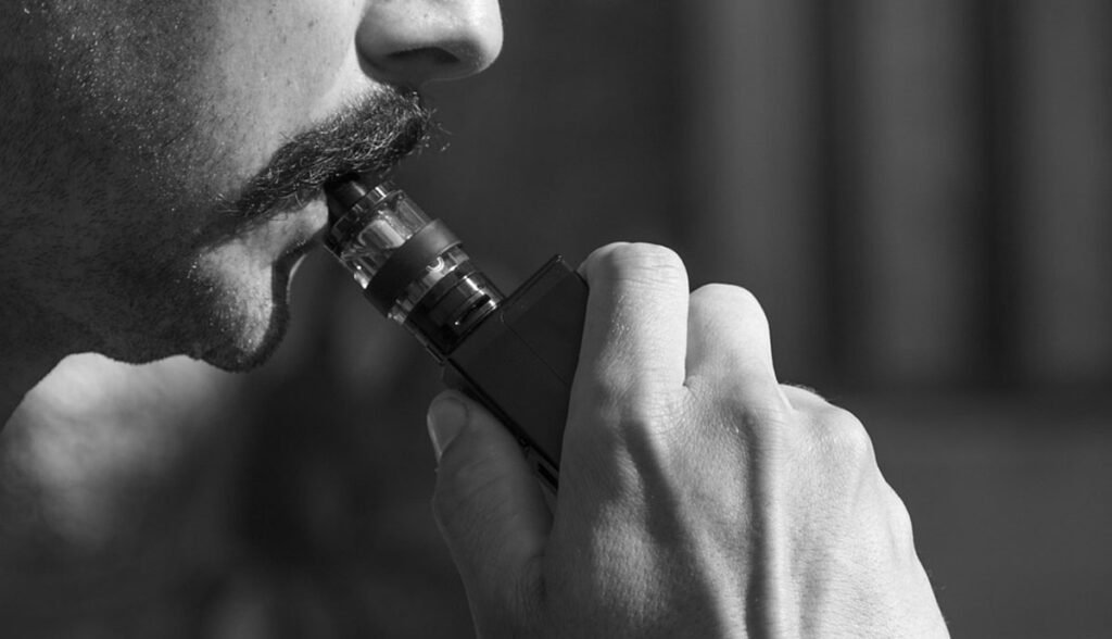 Why Are Beginners Buying CBD Vape Juice Using Online Payment Options