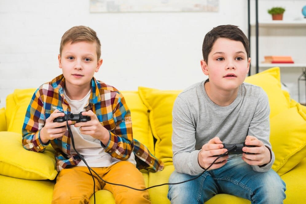 How can parents make online gaming safer for UK children?