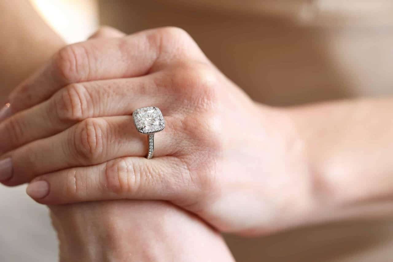 Why Rare Carat Offers the Best Selection of Engagement Rings