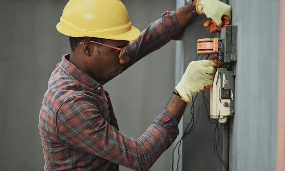 Electrician Training in the Midlands: A Clear Path to a Skilled Career
