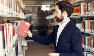 How Medium-Sized Businesses Actually Handle Their Books